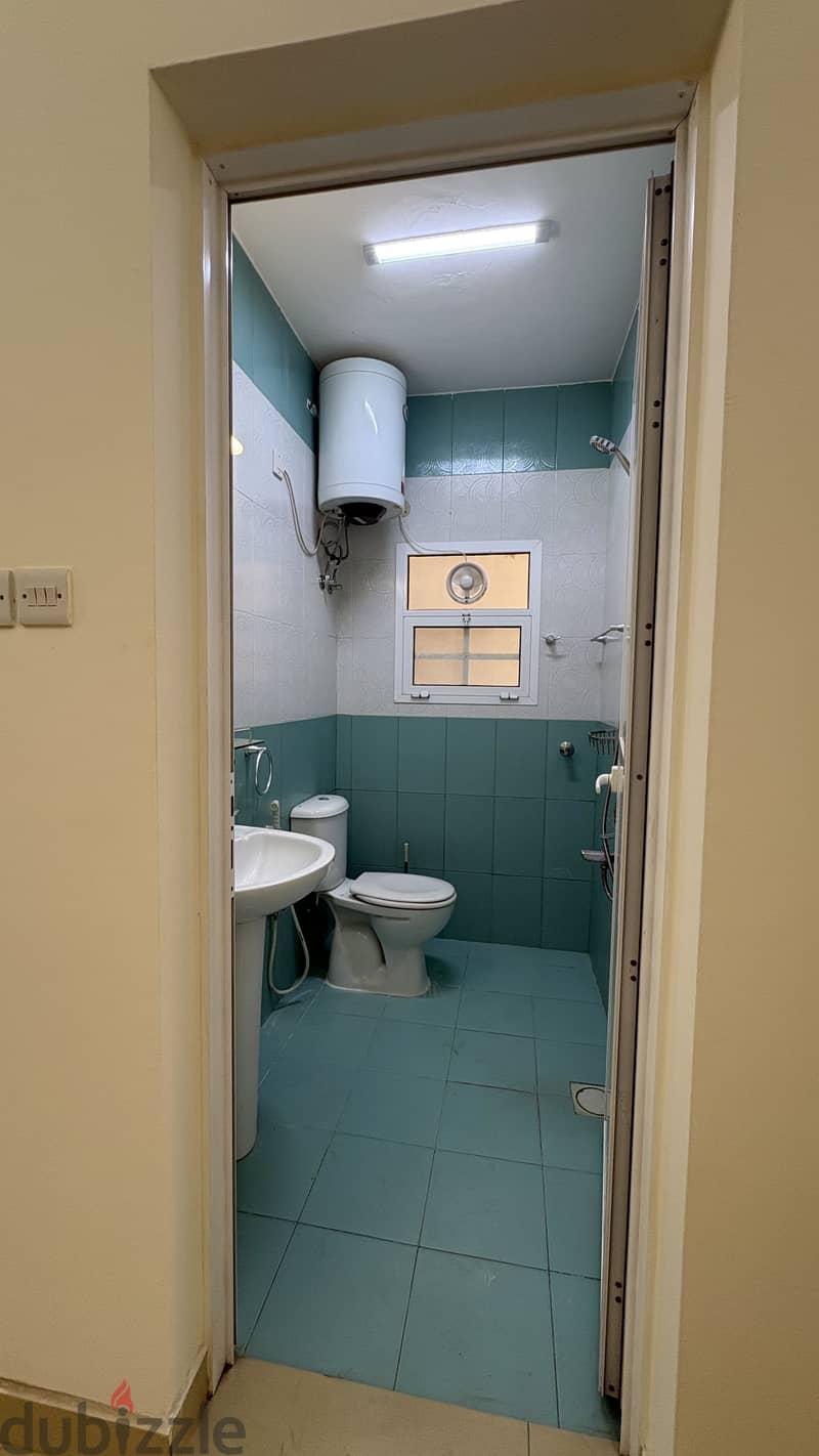 Room for rent 3