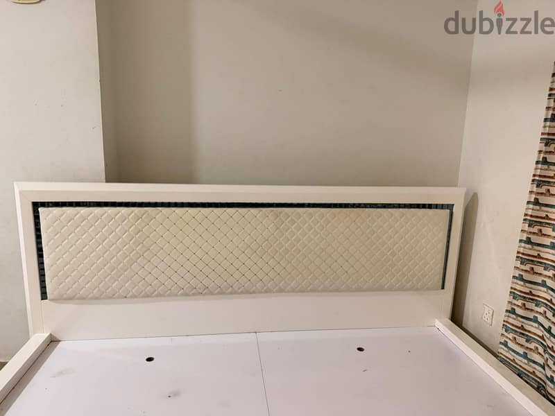 double king size bed 2