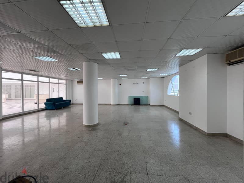 108 SQM Well Designed Office Space in Al Khuwair 5