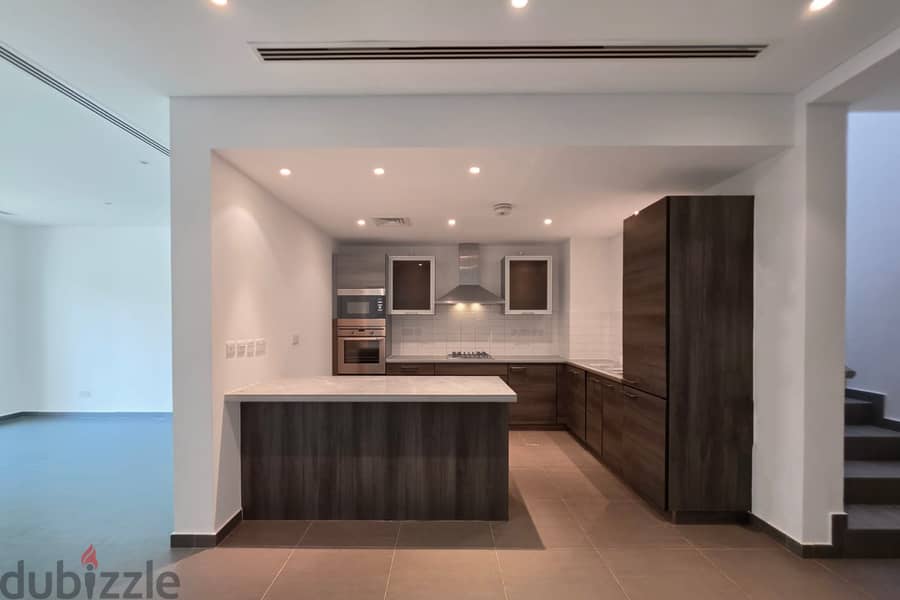 Freehold Three Bedroom Townhouse 3