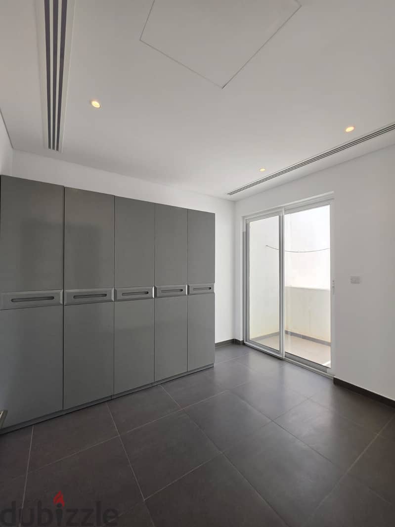 Freehold Three Bedroom Townhouse 7