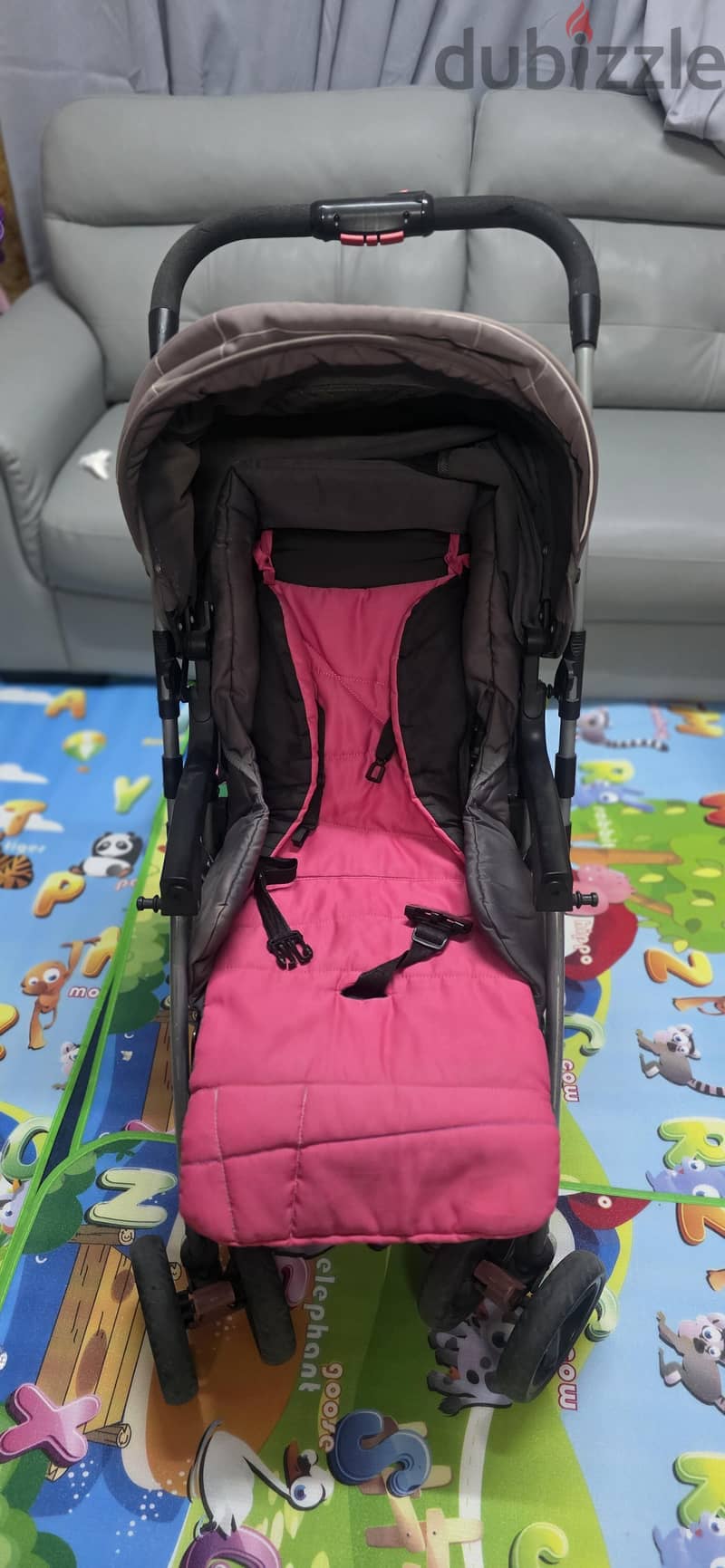 Juniors Brand Premium Heavy-Duty Baby Stroller in Excellent Condition 1