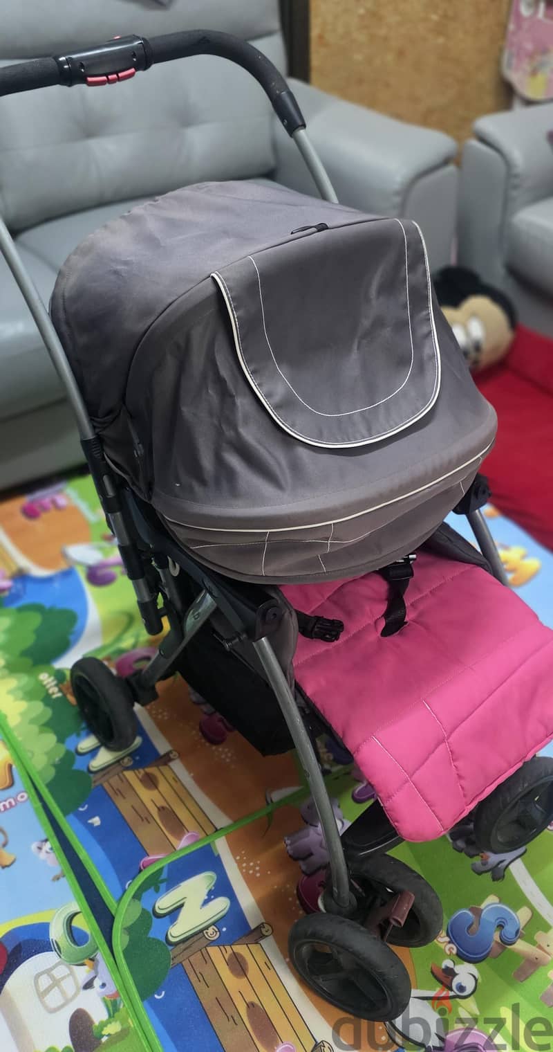 Juniors Brand Premium Heavy-Duty Baby Stroller in Excellent Condition 4