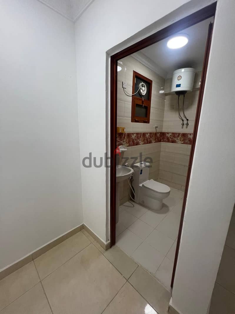 Sharing Room Available – Muscat 4