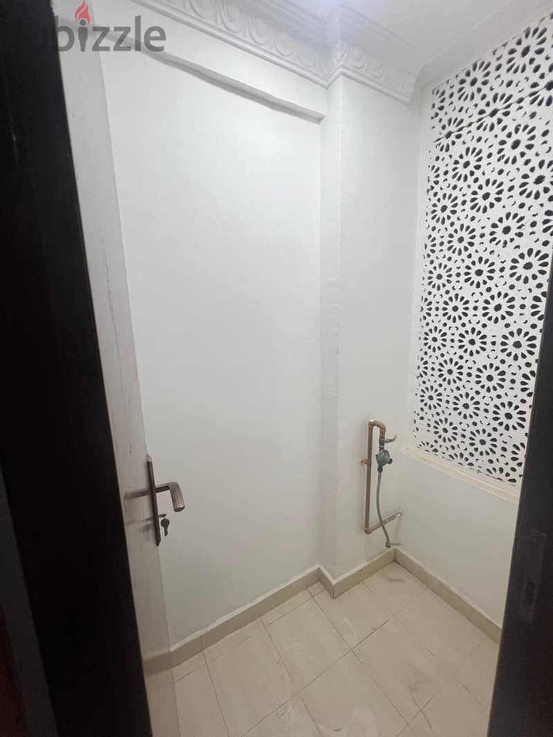 Sharing Room Available – Muscat 7