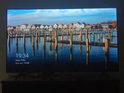 Hisense smart TV 55 inches