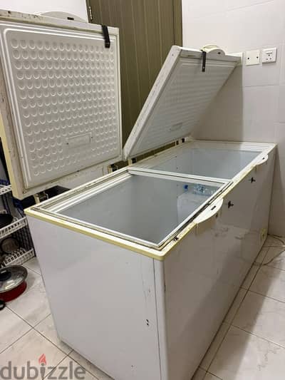 CHEST FREEZER 690L