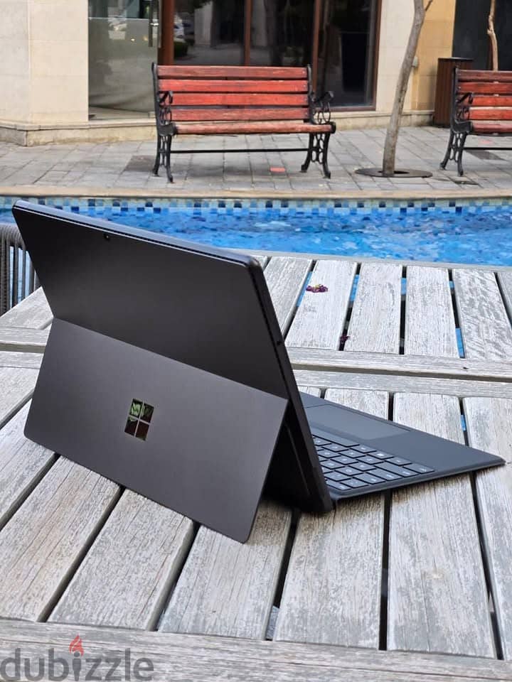 Microsoft Surface Pro 9 - Laptop computers - 131347596