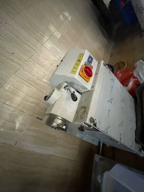 Meat grinder big 1
