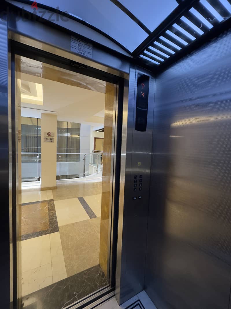 Executive class office in business centre Al Khwair Dohat Al Adab 35