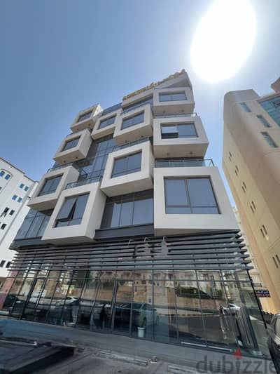 مكتب بمساحه مفتوحه 57 متر للايجار في بوشر  /Office open space For Rent In Boushar