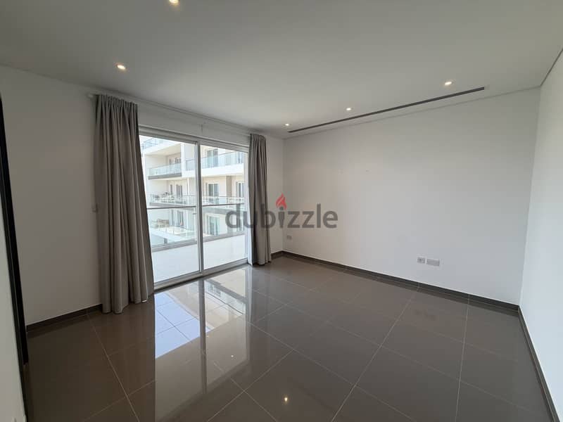 Marsa 1 – Block A | 3 BHK with Full Marina View 13