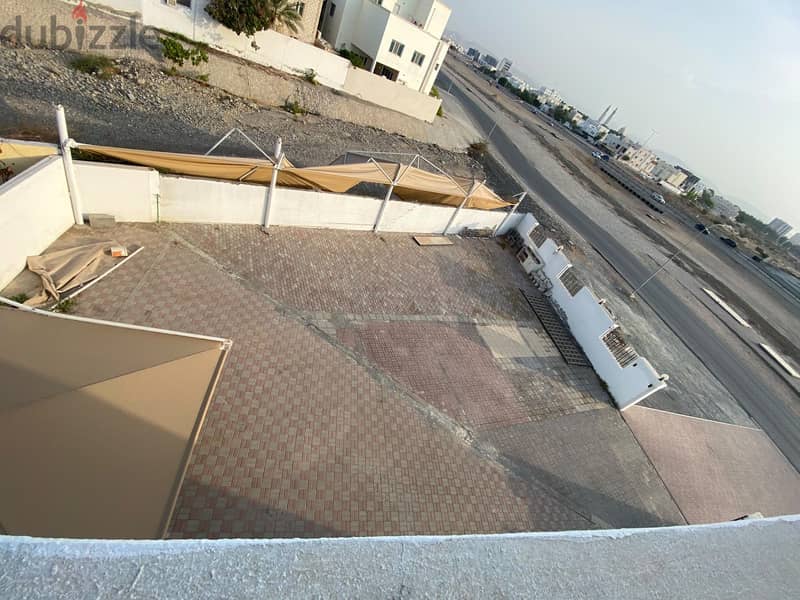 Commercial villa for rent in seeb 3