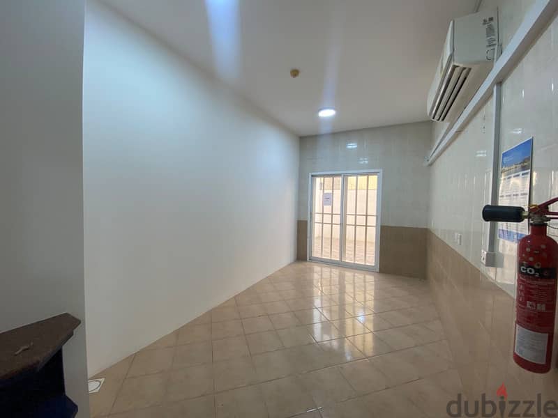 Commercial villa for rent in seeb 14