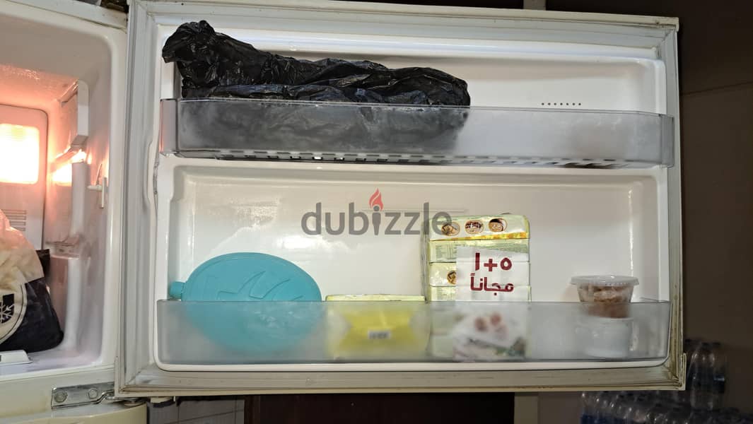 BIG FREEZER FRIDGE LG BRAND 3