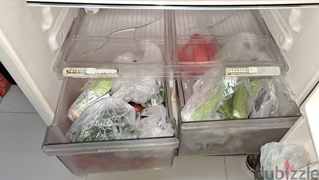 BIG FREEZER FRIDGE LG BRAND 9