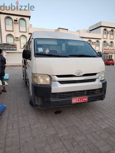 Toyota Hiace 2016