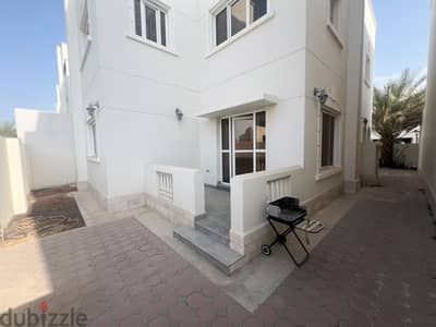 4+1 Villa for Rent in Al Khoud UMV21
