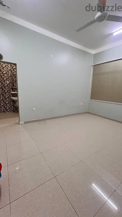 شقة المعبيل الجنوبية 3bhk mabela