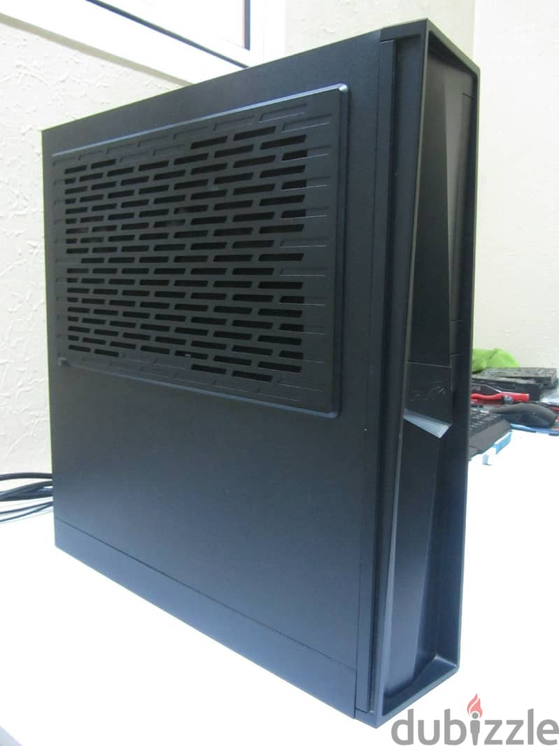 PC : Intel I5 6600T + RX 470 + 8GB RAM 2