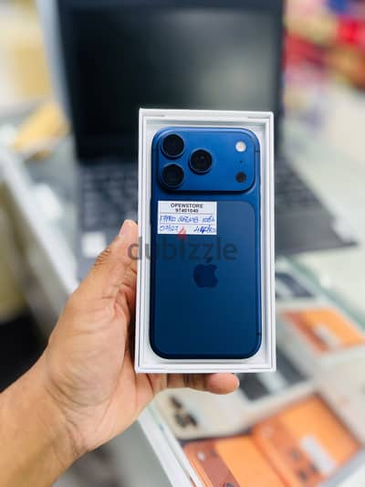 Apple - iPhone 17 Pro -256GB - Great working- warranty 7/27, Box ايفون
