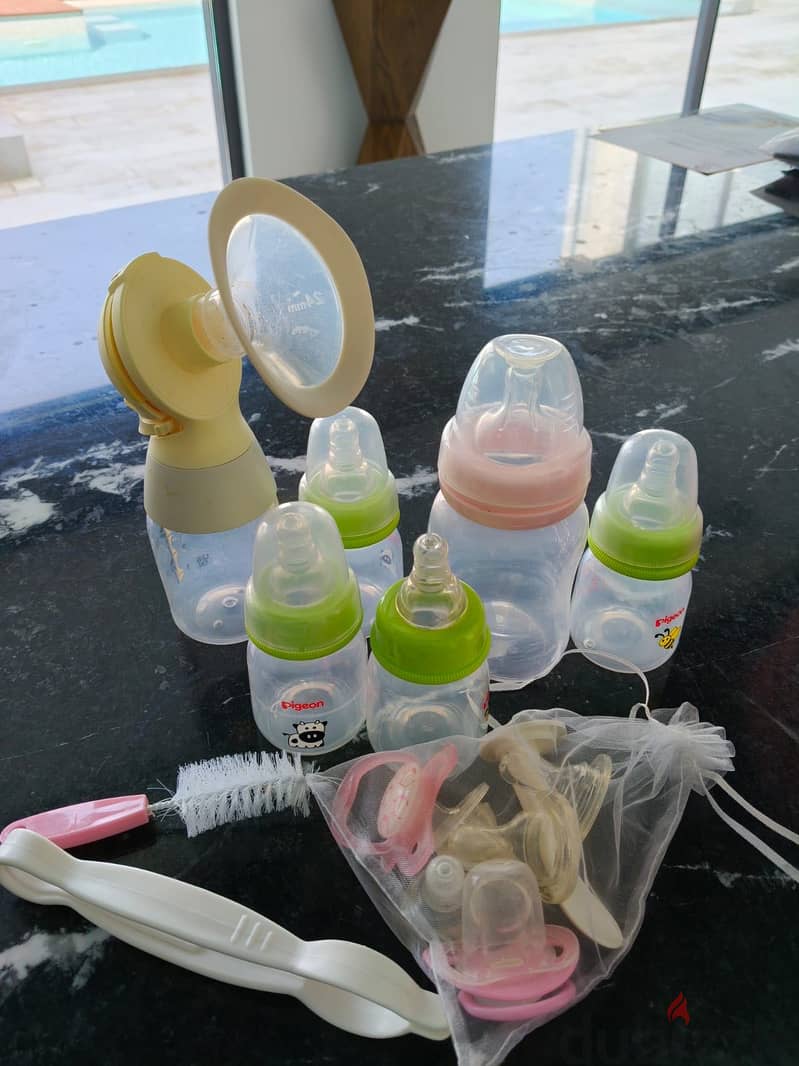 Babies / kids bottles and lunch box 1