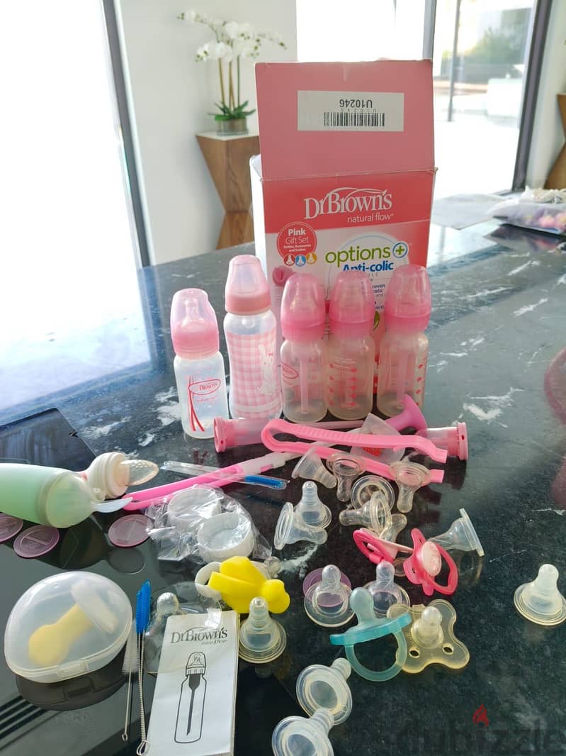Babies / kids bottles and lunch box 7