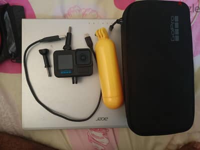 gopro hero 13 + 60 gb memmory card +self stick