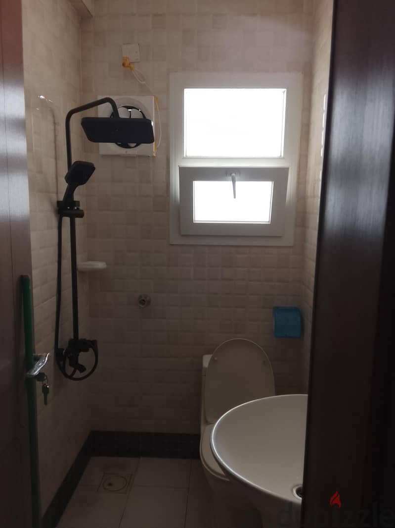 room for rent only girls 1