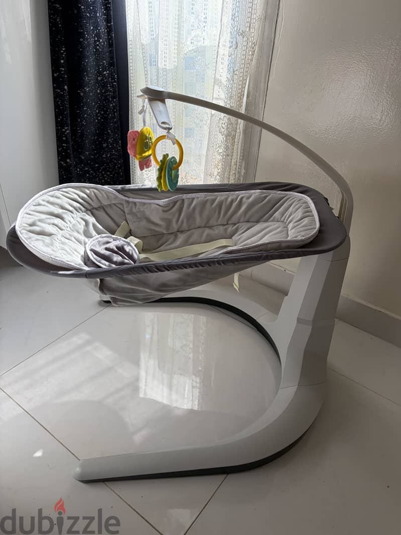 Cradle chair 1
