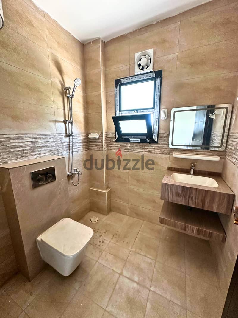 Flat for Rent in Al Mawaleh North SR- KR-1646 2