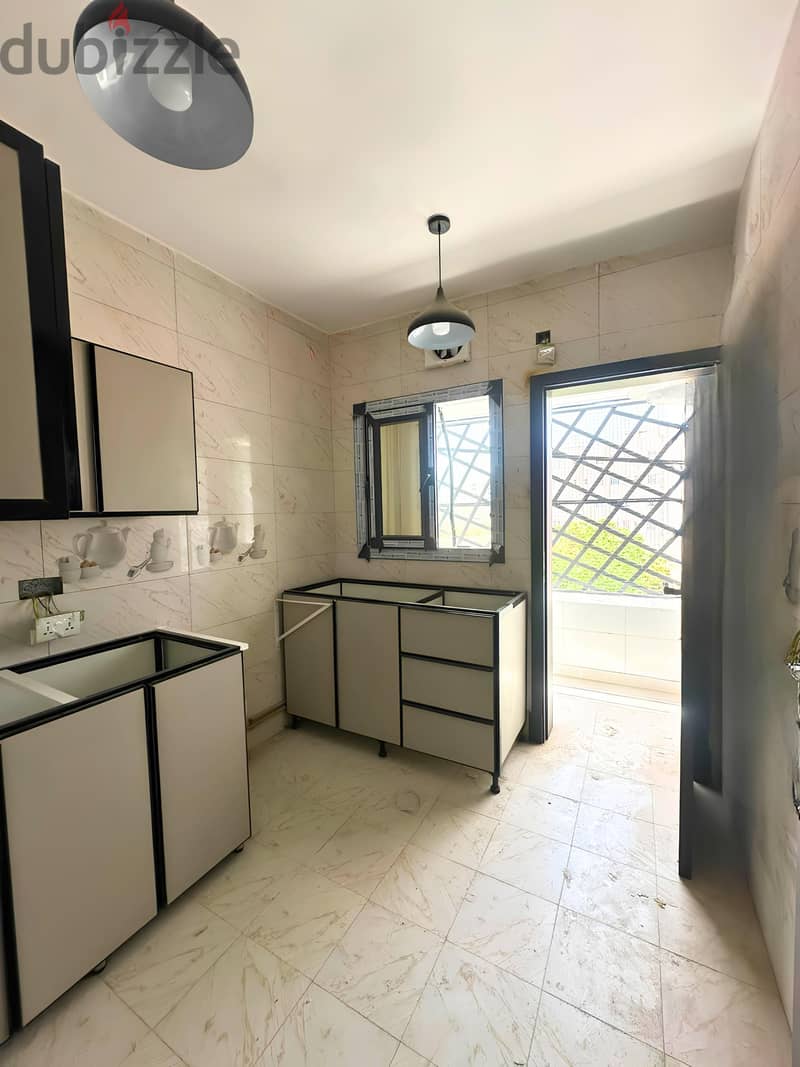 Flat for Rent in Al Mawaleh North SR- KR-1646 4