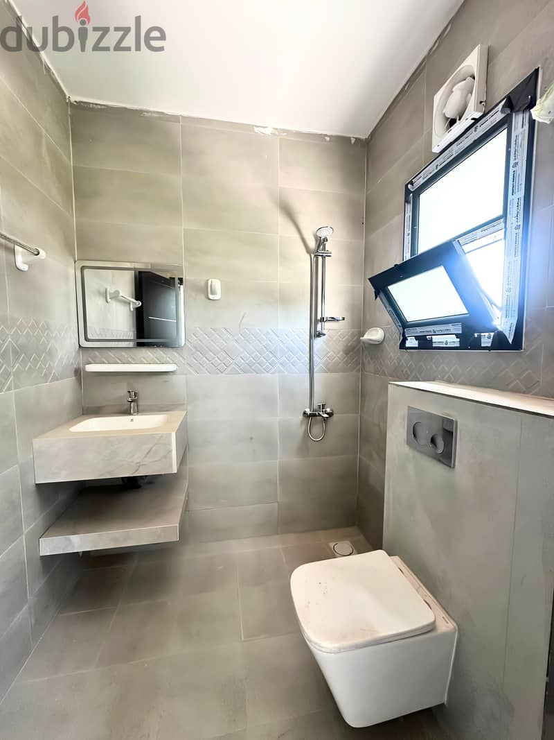 Flat for Rent in Al Mawaleh North SR- KR-1646 5
