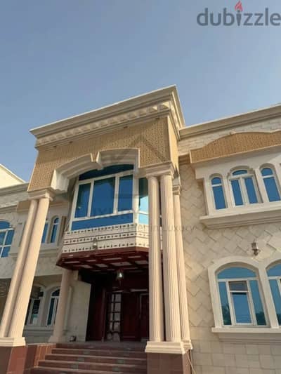 8 Bedroom Villa For Rent in Al Mawelah - فيلا من 8 غرف نوم للإيجار في الموالح