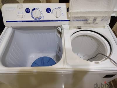 Manual washing mavhine Hitachi
