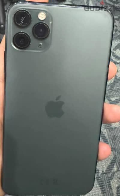 iPhone 11 Pro Max 256GB | Original Box | Battery 75% | Good Condition