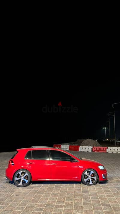 سيارة جولف GTI