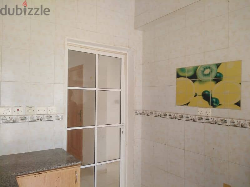 1bhk flat in 2nd floor with ac 130/= wadikaber behind pinor hotel 8