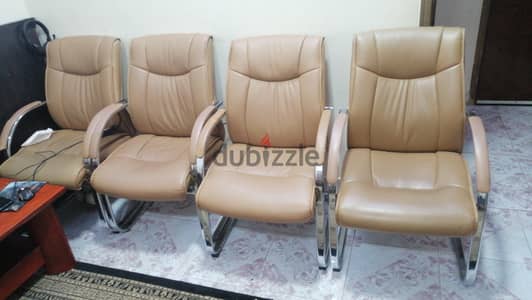 Chairs 4 nos