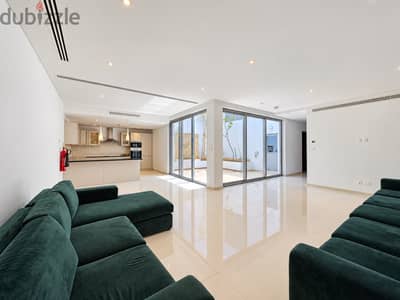 3BHK Villa for Sale in Al Mouj - فيلا للبيع 3 غرف في الموج