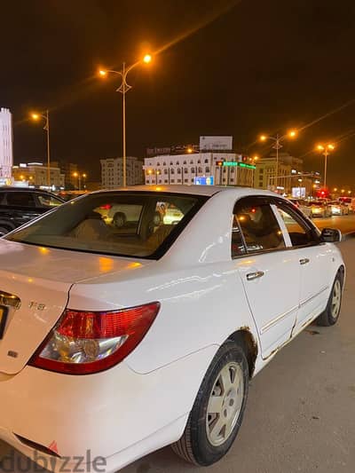 بى واى دى F3 2013