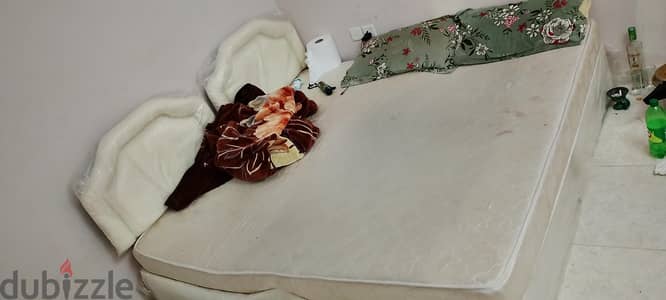 double bed and 2 single cot