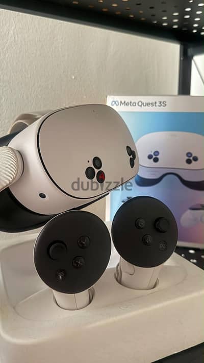 meta quest 3s VR في ار