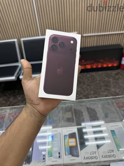 iPhone 18 pro 512GB burgundy