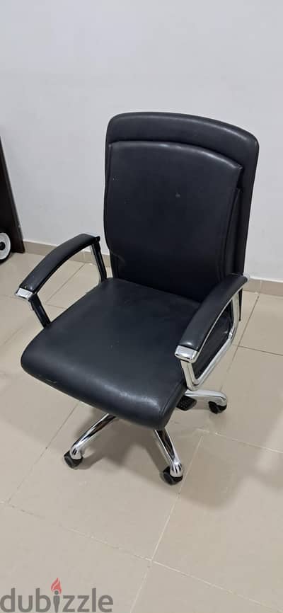 Chair urgent sale