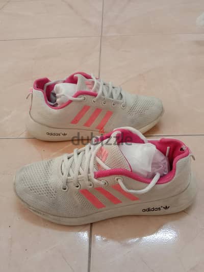 Adidas shoes very good condition size38 only 5r