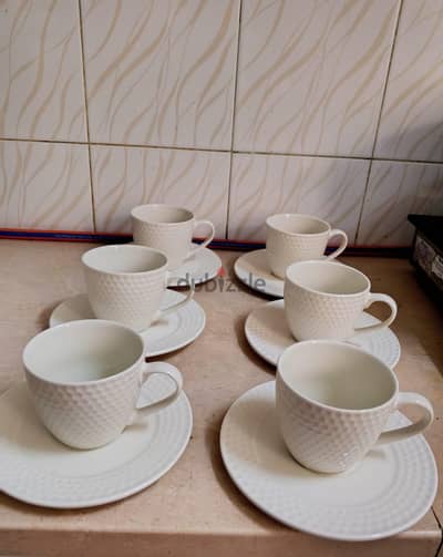 cups and plates