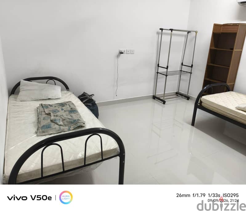 Bachelor accomodations bed space 4