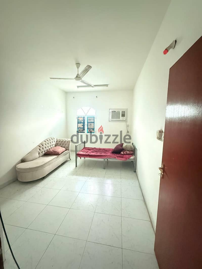 Room for rent 45 3