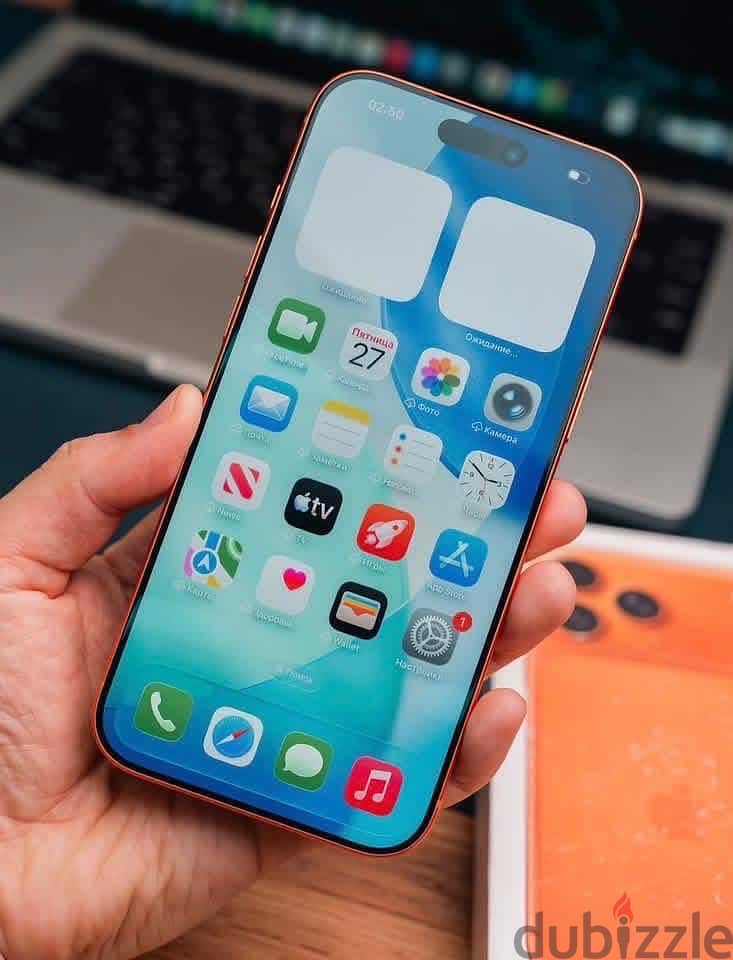 iPhone 17 pro max 512gb( 11 months warranty ) 1 week use 2
